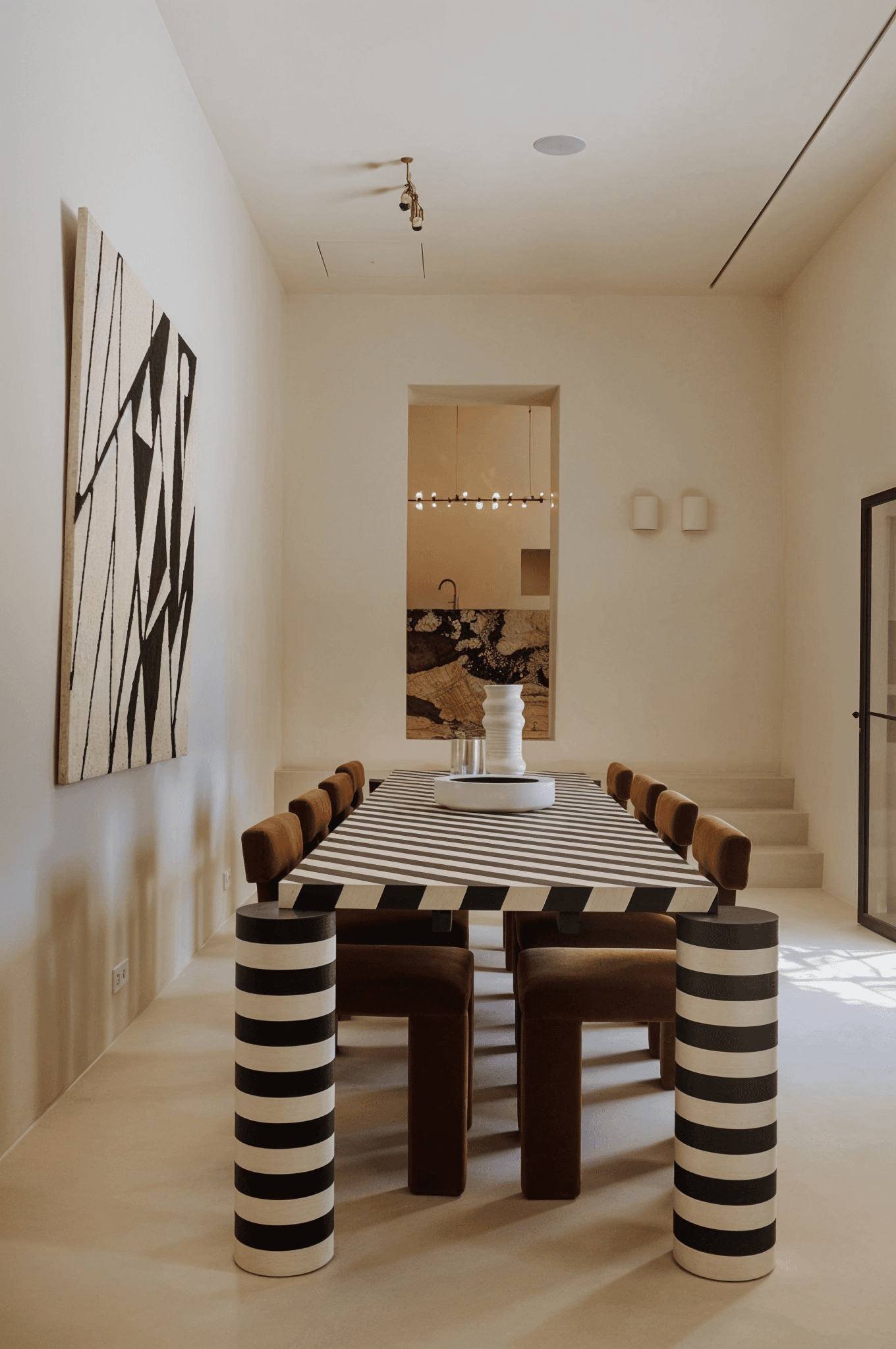 Mirél\, image size:1360x2048