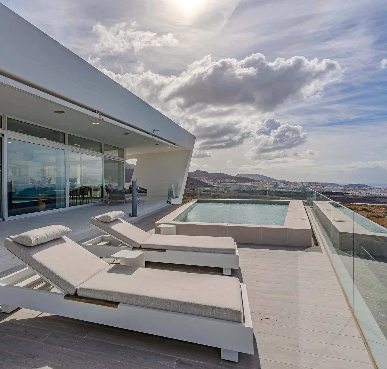 terraza-piscina-canarias-casa copia.jpg terraza piscina canarias casa