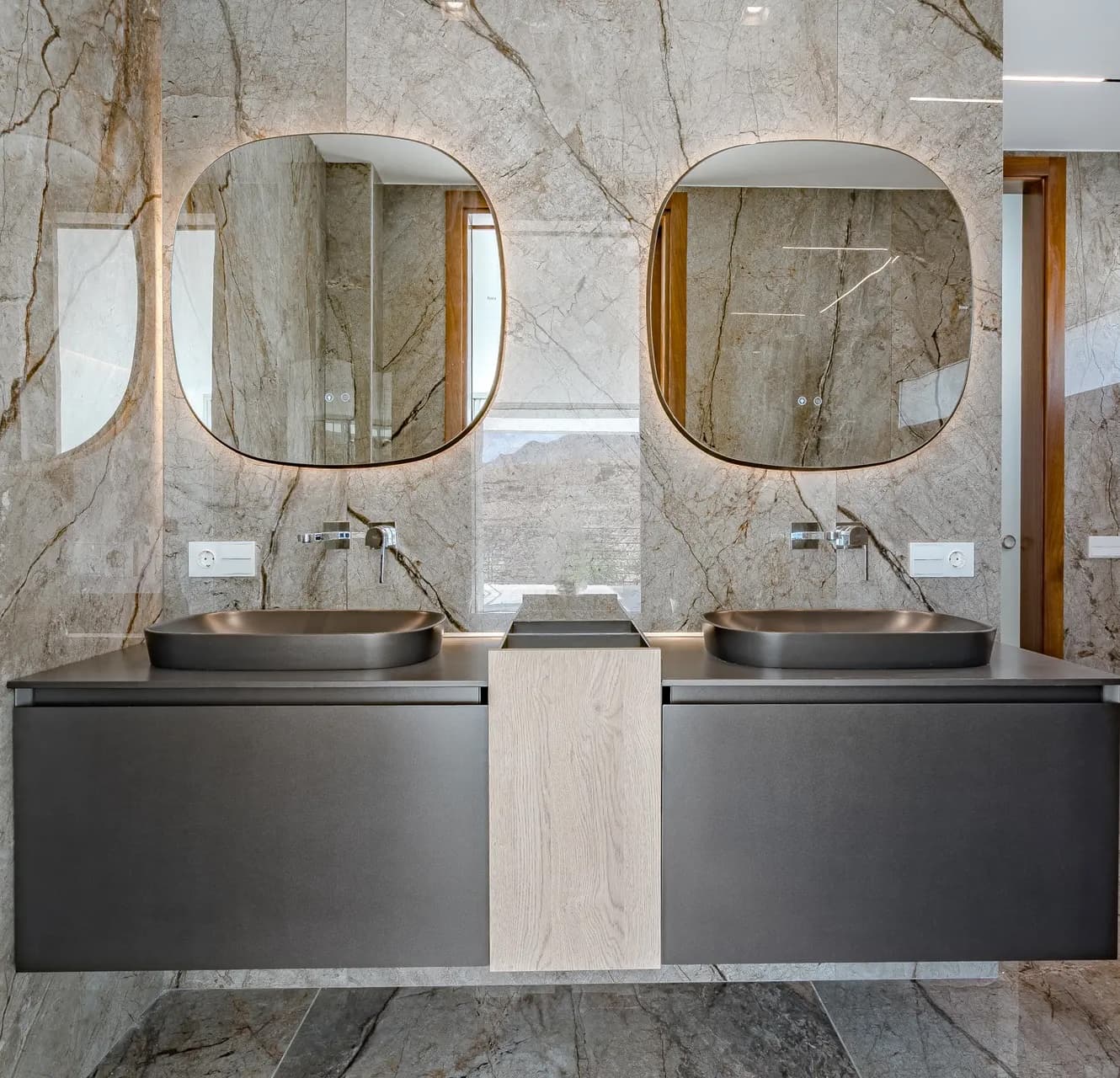 banÌo-casa-lujo-canarias copia.jpg baño casa lujo canarias