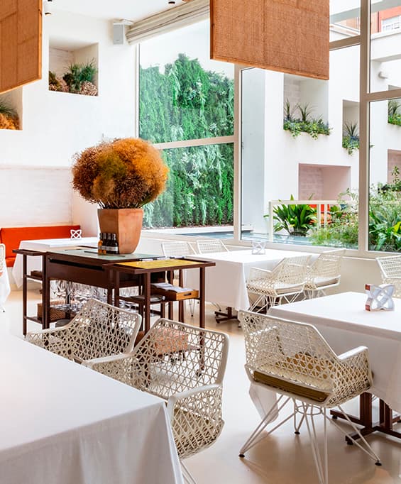 01-mejores-restaurantes-de-barcelona-disfrutar-sala.jpg Los mejores restaurantes de Barcelona Disfrutar sala