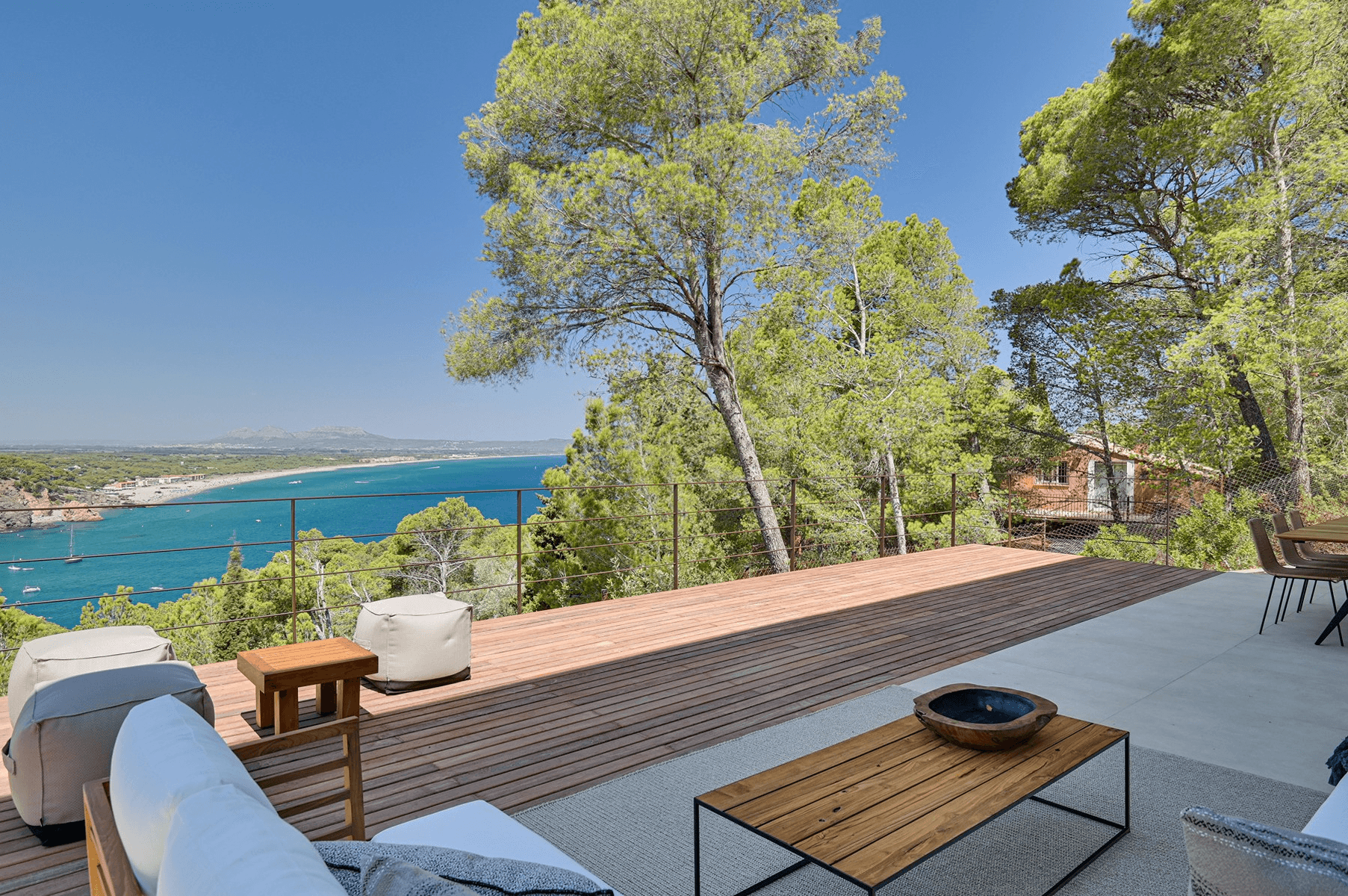 Development with panoramic sea views in Begur