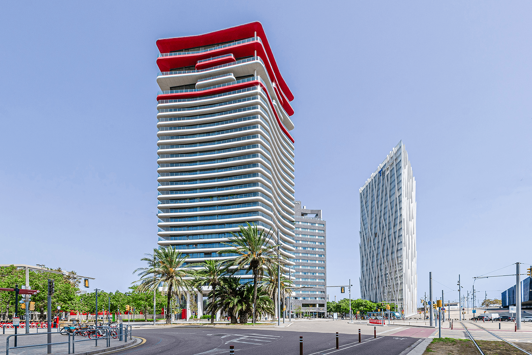 Antares: New construction of excellence that awakens all the senses.