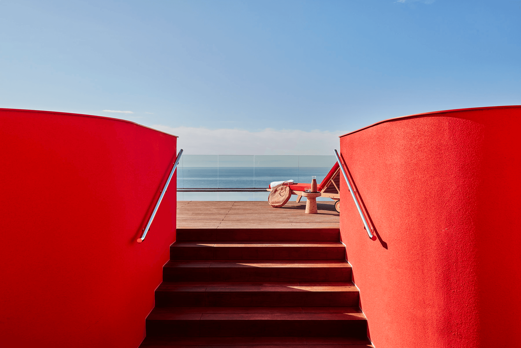 Antares: New construction of excellence that awakens all the senses.