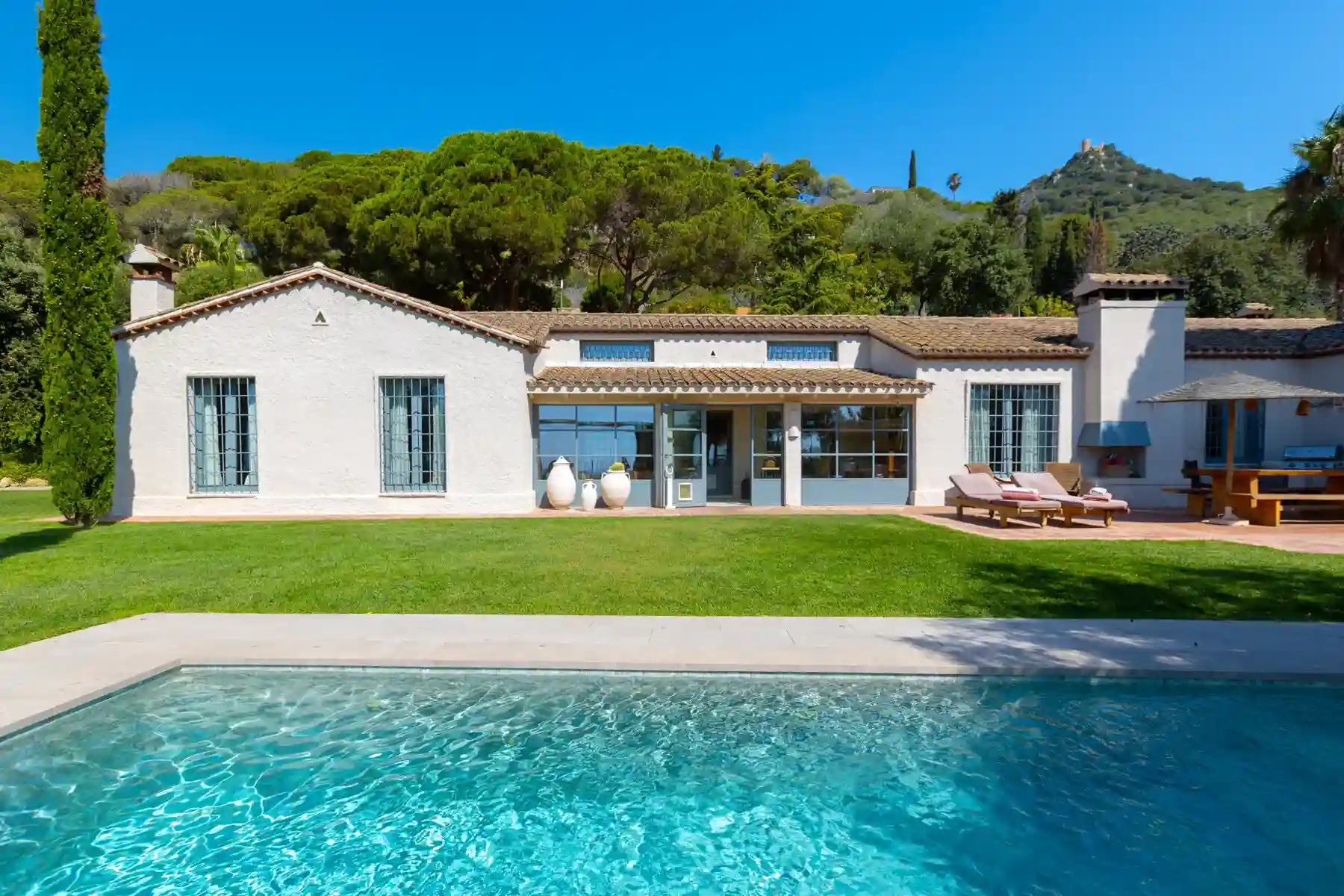 Sunday homes: the perfect solution for weekend getaways photo